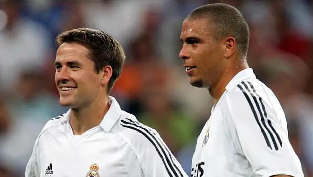 包括薩爾茲 包括薩爾茲